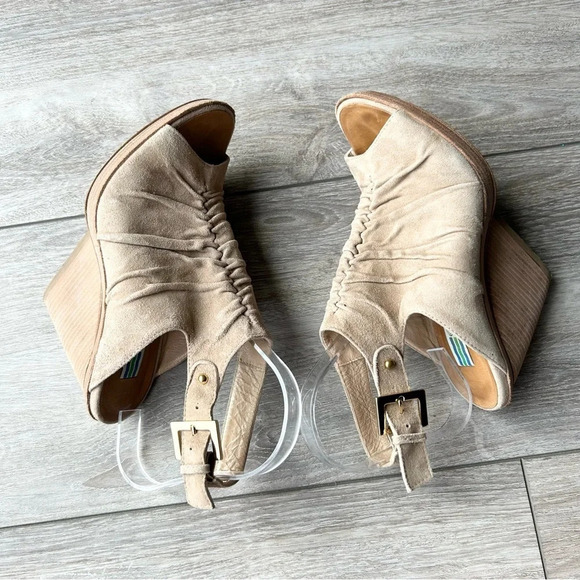 Vintage Arnold Churgin Handmade Chunky Heel Suede Leather  Slingback Sandal - Picture 8 of 16